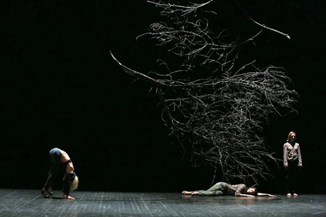 Anything, kor. Daniel Abreu