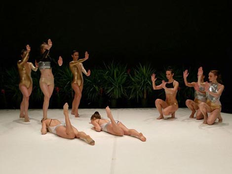 dance_lab collective, Zagreb: Botanike, kor. Martina Granić, Ana Mrak, foto: Eni Vesović