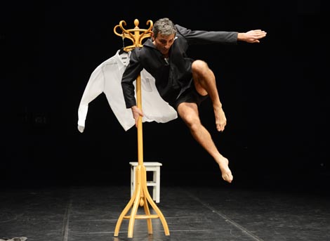 Mirjana Preis i Studio za suvremeni ples, Zagreb: Starost – Alzheimer café, kor. Mirjana Preis