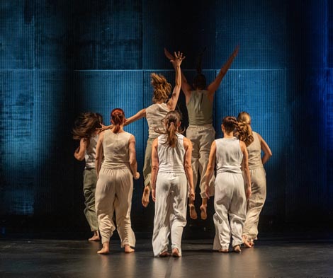 Zadarski plesni ansambl i Hrvatsko narodno kazalište Zadar: Brevijar: Volite li Zadar?, autorica Sanja Petrovski, foto: Željko Karavida, Facebook ZPA