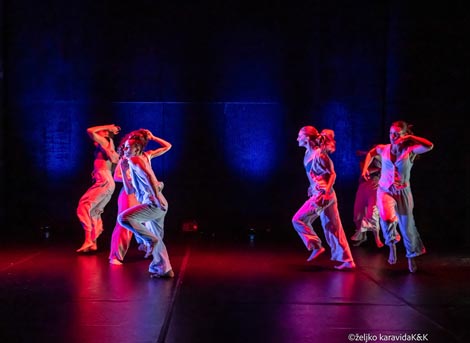 Zadarski plesni ansambl i Hrvatsko narodno kazalište Zadar: Brevijar: Volite li Zadar?, autorica Sanja Petrovski, foto: Željko Karavida, Facebook ZPA