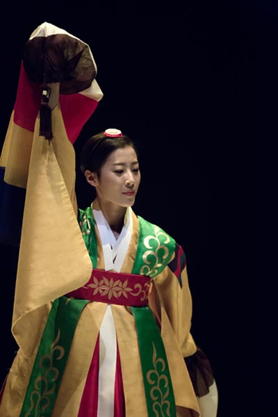 Korejska nacionalna kompanija za suvremeni ples: Immixture, autor: Ahn Sungsoo, foto: Aiden Hwang