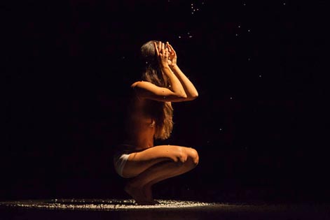 Monoefekt, Lada Petrovski Ternovšek