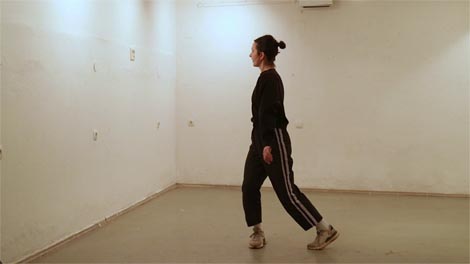 QueerANarhive, Split: Oh, kor. Ana Jelušić, foto Tonči Kranjčević Batalić