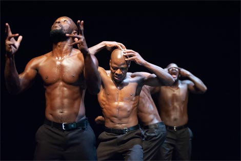 Omma, kor. Josef Nadj