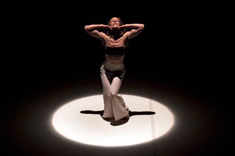 Masa Dance Company, Zagreb: Ona / Her, autori Aleksandra Mišić, Žak Valenta, Bojan Gagić