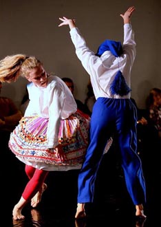 Liberdance, Zagreb: Plešite na pijanisticu, kompozicija i izvedba Franka Meštrović, koreograf Rajko Pavlić, foto: Radomir Sarađen