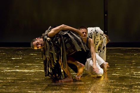 Studio za suvremeni ples, Zagreb: Pokret-ač, kor. Aleksandra Janeva Imfeld (u suradnji s izvođačima)