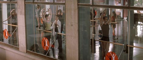 Pričaj s njom (Hable con ella), red. Pedro Almodóvar