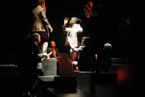 les ballets C de la B, Requiem pour L., autori Alain Platel i Fabrizio Cassol, foto: Chris Van der Burght