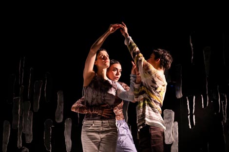 Umjetnička organizacija ON/A, Zagreb: Selfiemorphia, kor. Marin Lemić