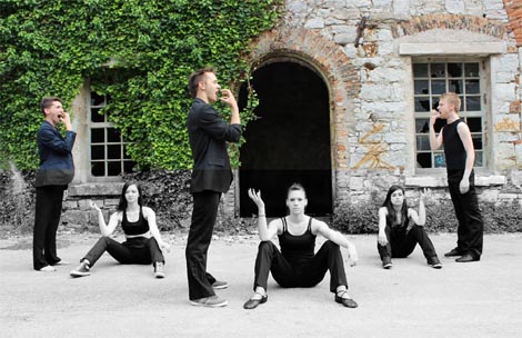 ShizoF-20renija, autor i koreograf Jasmin Vrban