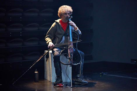 U hodu, kor. Irma Omerzo 