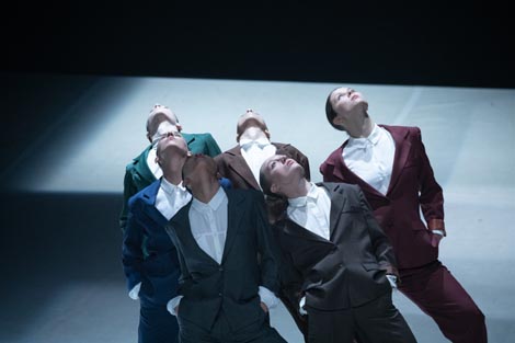 Zagrebački plesni ansambl: Up & up / Gore, kor. Ferenc Fehér, foto: Jelena Janković