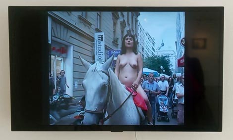 Performans Vlaste Delimar Šetnja kao Lady Godiva (2001)
